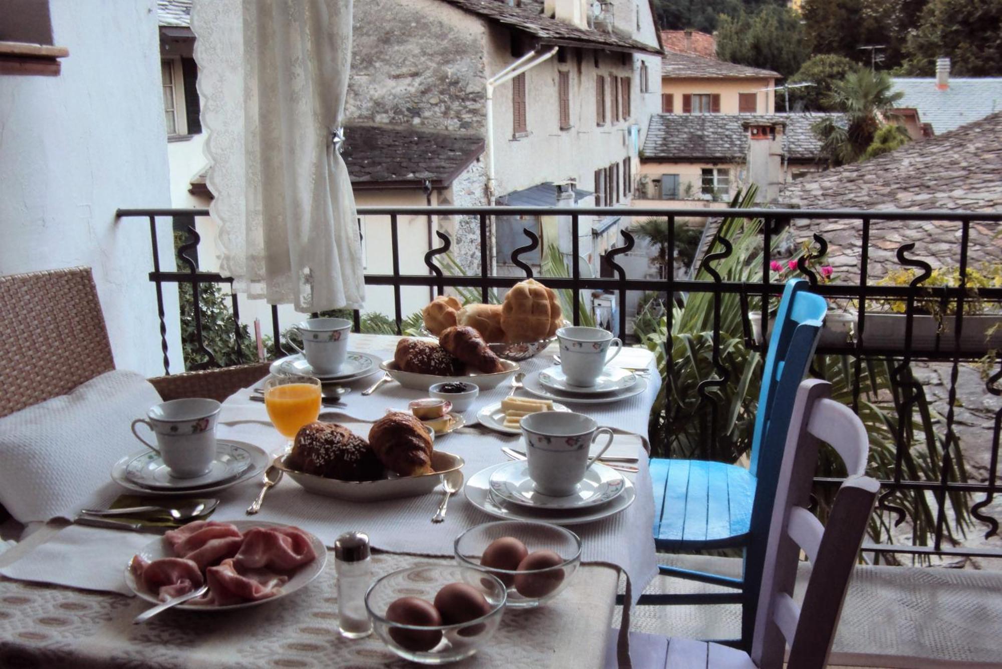 Bb Chiavenna Centro Storico Bed and Breakfast Εξωτερικό φωτογραφία
